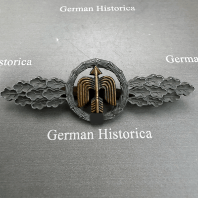 A Jagdflieger Luftwaffe Frontflugspange Ehrenzeichen Orden Uniform Militaria Kiel Ankauf1121 1.png