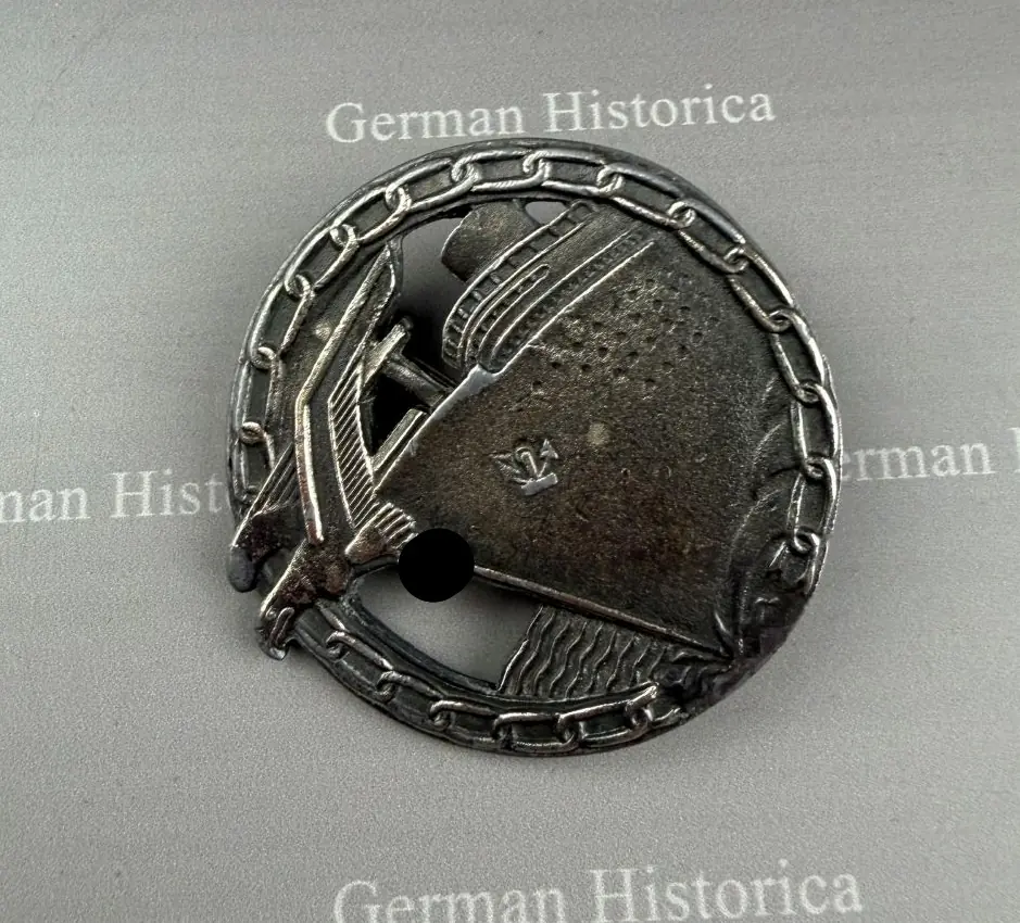 Hilfskreuzerabzeichen Blockadebrecher Zerstörer Kriegsabzeichen Kriegsmarine Minensuchabzeichen 05