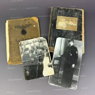 Kriegsmarine Deutsches Kreuz Soldbuch Kriegsmarine Deutsches Kreuz in Gold Kleiner Nachlass. Im Soldbuch sind diverse Eintragungen: Minensuchabzeichen, Eisernes Kreuz I. und II., dann Deutsches Kreuz in Gold, wobei sich die Verleihung des DKs nicht nachweisen lässt.